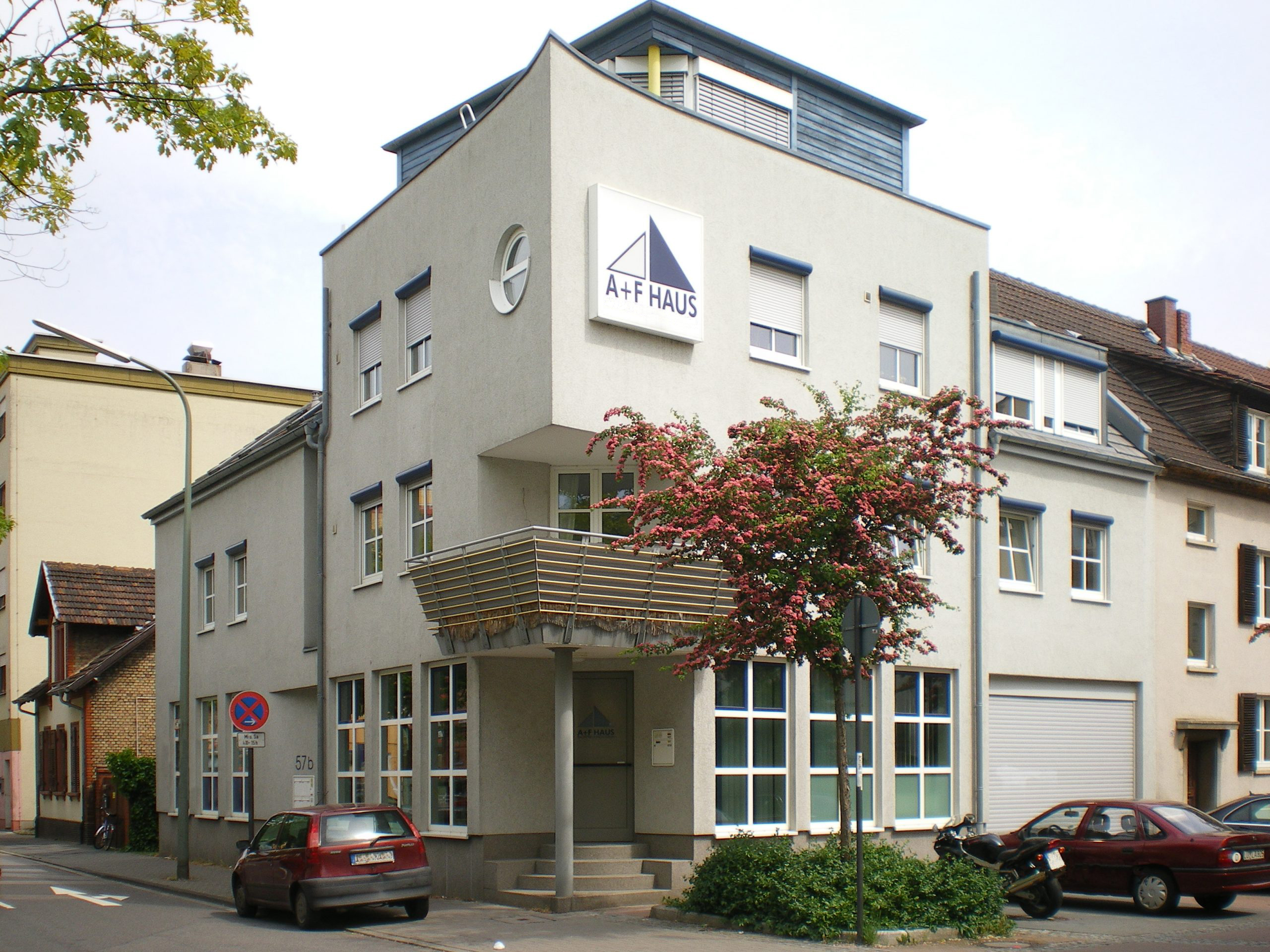 BüroGebäude